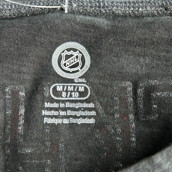 NWT Chicago Blackhawks Shirt | Chicago Blackhawks Hockey | NHL | Chicago - Picture 5 of 8